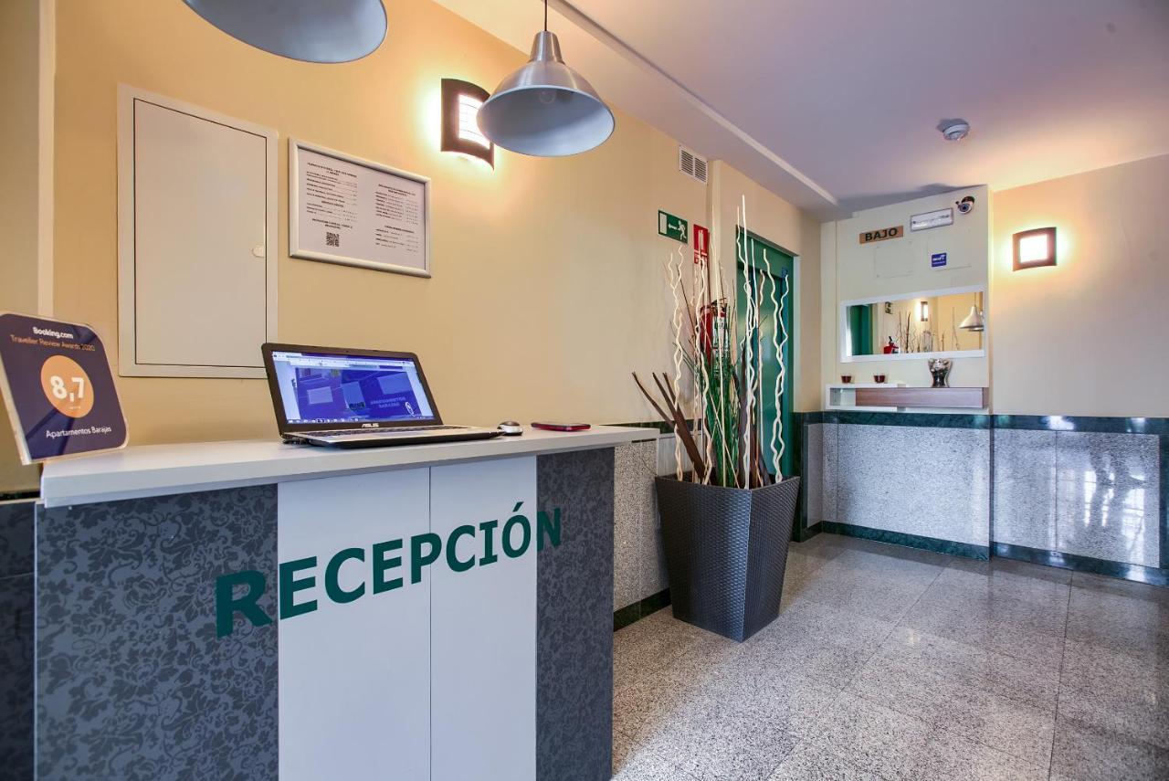 Apartamentos Barajas Madrid Buitenkant foto