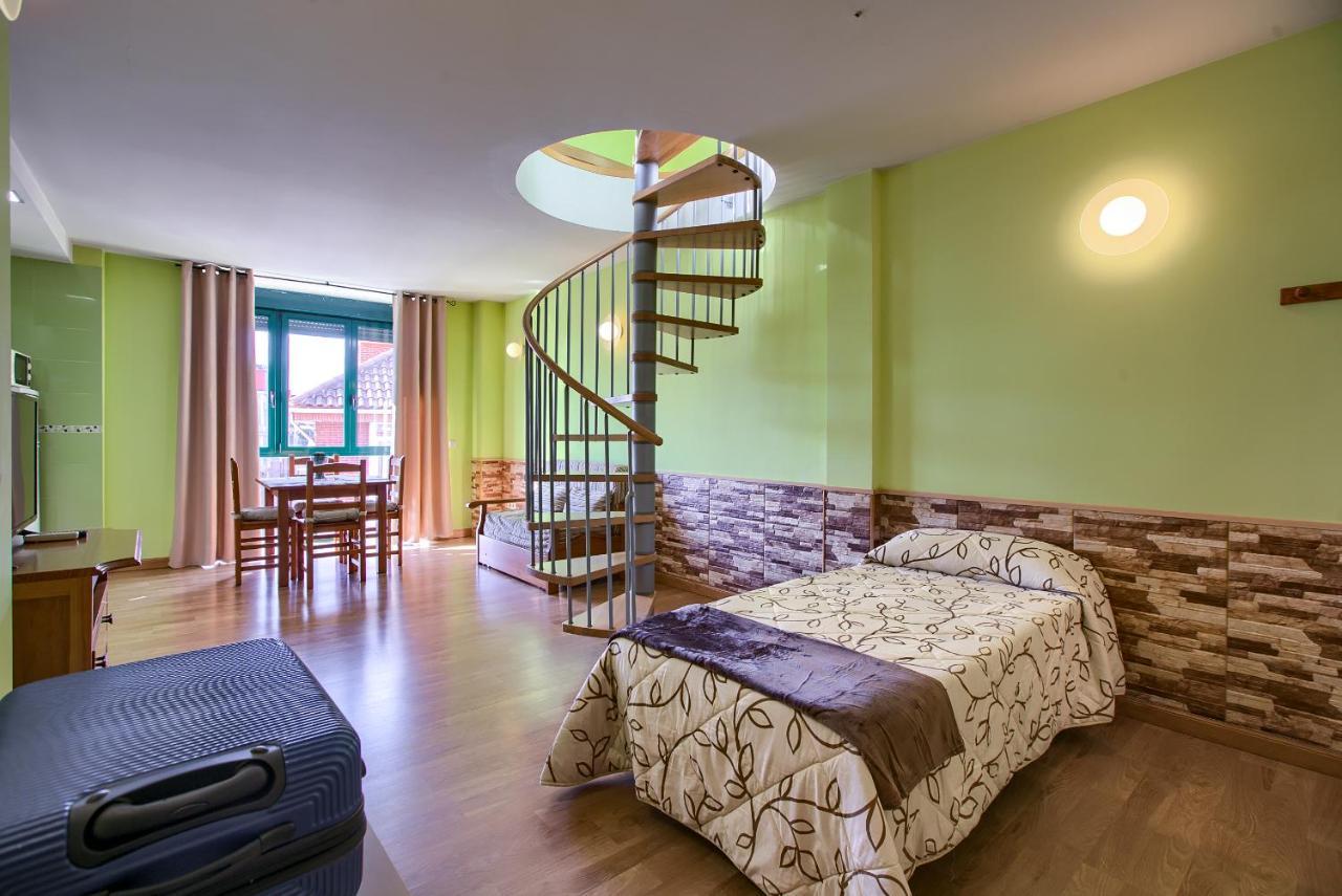 Apartamentos Barajas Madrid Buitenkant foto