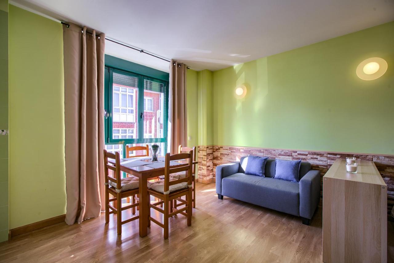 Apartamentos Barajas Madrid Buitenkant foto