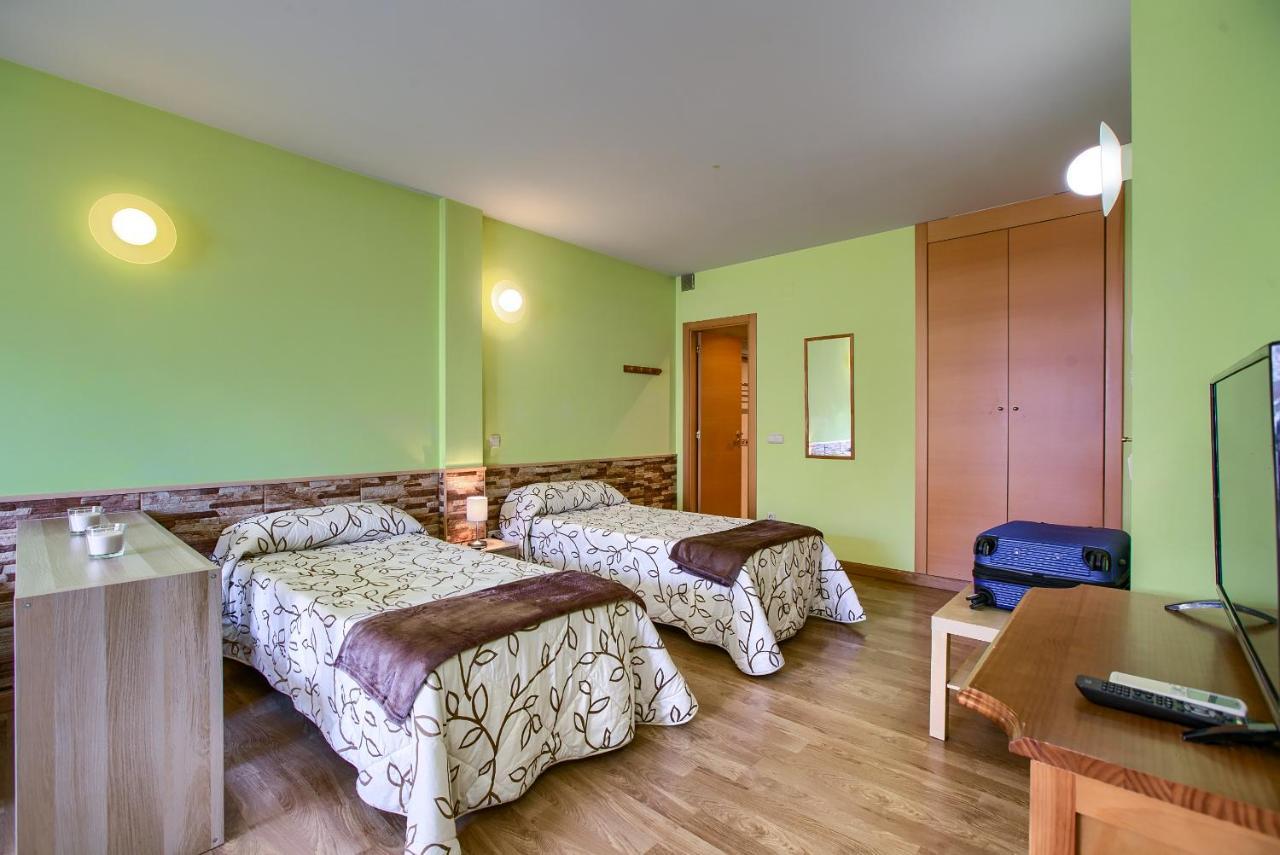 Apartamentos Barajas Madrid Buitenkant foto