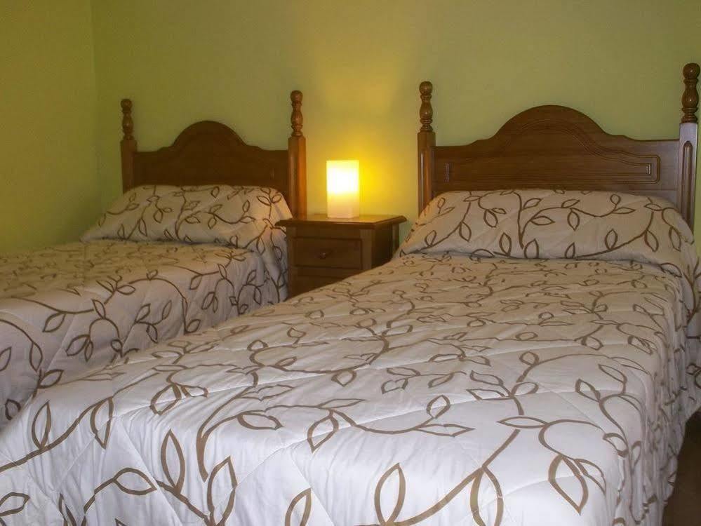 Apartamentos Barajas Madrid Buitenkant foto