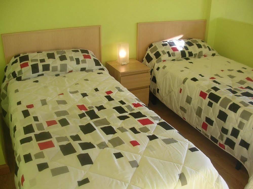 Apartamentos Barajas Madrid Buitenkant foto